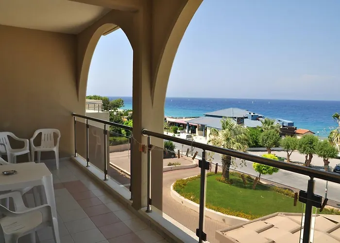 Sea Melody Apartahotel 4*